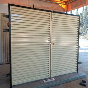 Porte battante lame z 07