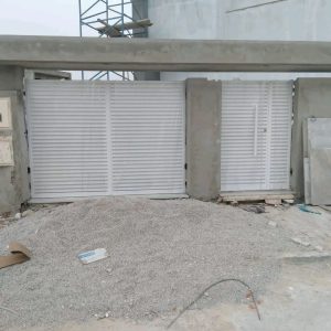 Porte battante lame z 13