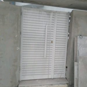 Porte battante lame z 14